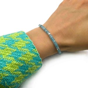 Náramok SKYBLUE z prírodného akvamarínu so striebornými doplnkami SINARI1