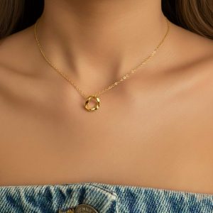 Pozlátený náhrdelník CHLOE zo striebra 925 s minimalistickým príveskom